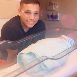 Meet your Posher, Donavan